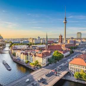 Europa Cosmopolita, Berlin y el Este Europeo