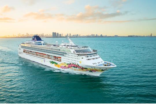 Crucero Norwegian Sky salida desde La Romana - Caribe Sin Visa